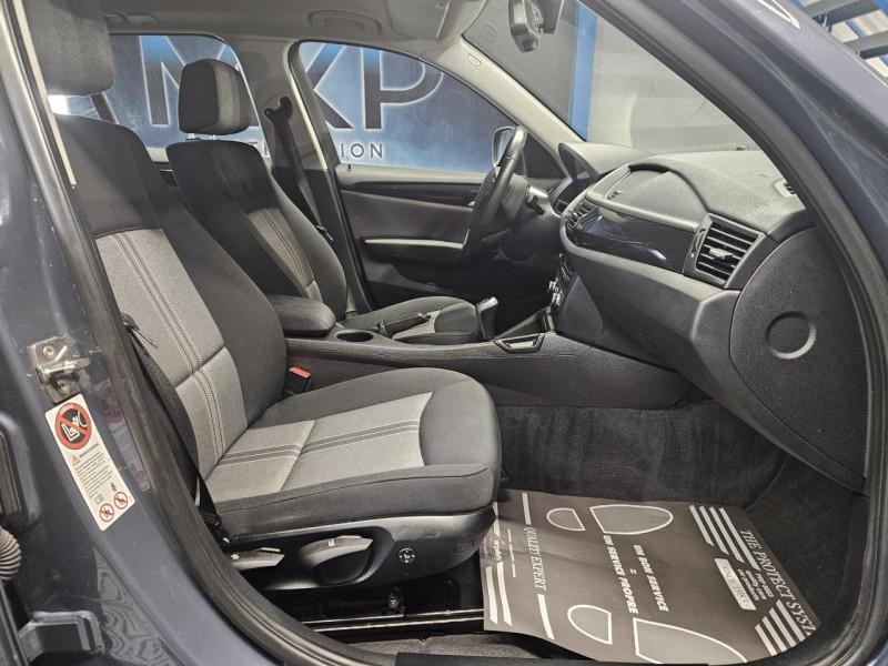 Photo 15 de l'offre de BMW X1 2.0 sDrive18i 136  CONFORT BVM6 à 10990€ chez MKP Distribution