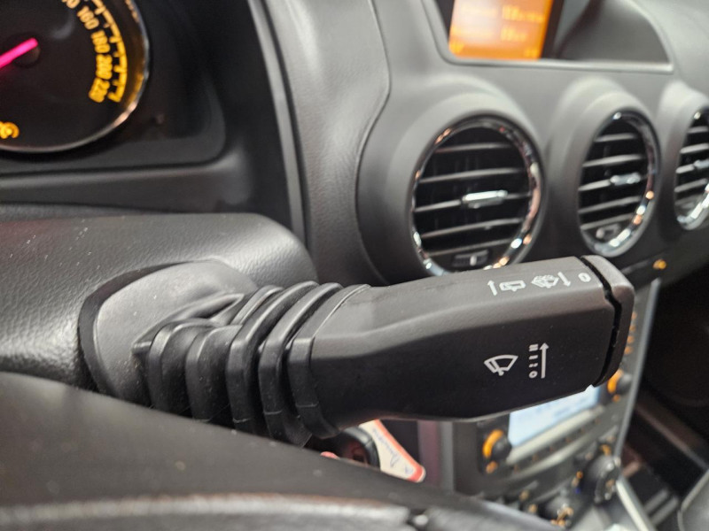 Photo 23 de l'offre de OPEL ANTARA 2.2 CDTI 163 Cosmo Pack BVM6 à 11490€ chez MKP Distribution