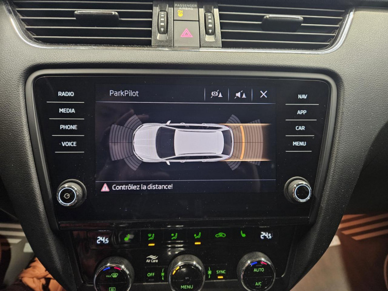 Photo 26 de l'offre de SKODA OCTAVIA 1.6 TDI  116 Business DSG à 12990€ chez MKP Distribution