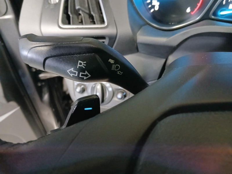 Photo 22 de l'offre de FORD KUGA 2.0 TDCi 180 AWD Titanium BVA à 15990€ chez MKP Distribution