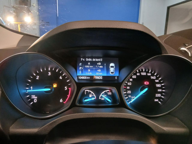 Photo 17 de l'offre de FORD KUGA 2.0 TDCi 180 AWD Titanium BVA à 15990€ chez MKP Distribution