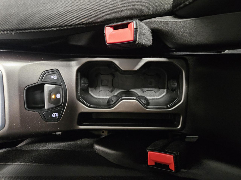 Photo 32 de l'offre de JEEP RENEGADE 1.0 GSE 120 4x2  Limited BVM à 12490€ chez MKP Distribution