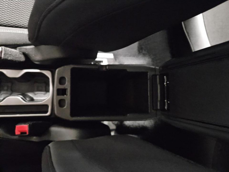 Photo 33 de l'offre de JEEP RENEGADE 1.0 GSE 120 4x2  Limited BVM à 12490€ chez MKP Distribution