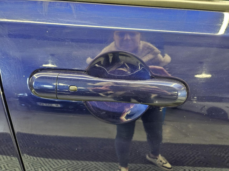 Photo 40 de l'offre de JEEP RENEGADE 1.0 GSE 120 4x2  Limited BVM à 12490€ chez MKP Distribution