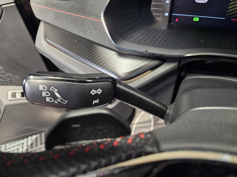 Photo 24 de l'offre de SKODA Octavia combi 2.0 TDI 200 RS DSG à 29990€ chez MKP Distribution