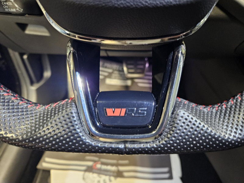 Photo 19 de l'offre de SKODA Octavia combi 2.0 TDI 200 RS DSG à 29990€ chez MKP Distribution