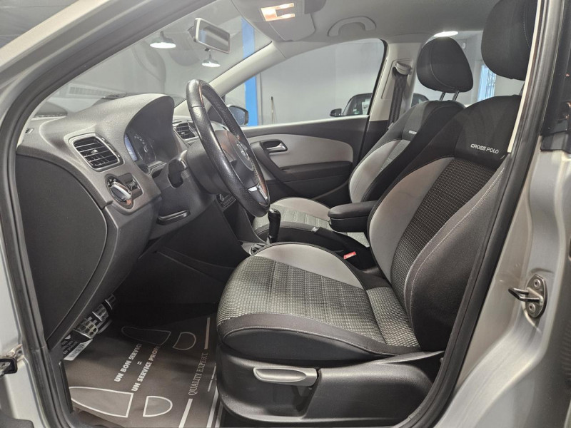 Photo 13 de l'offre de VOLKSWAGEN POLO 1.2 70 Cross BVM à 9990€ chez MKP Distribution