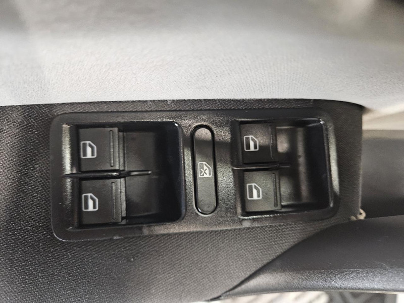 Photo 34 de l'offre de VOLKSWAGEN POLO 1.2 70 Cross BVM à 9990€ chez MKP Distribution