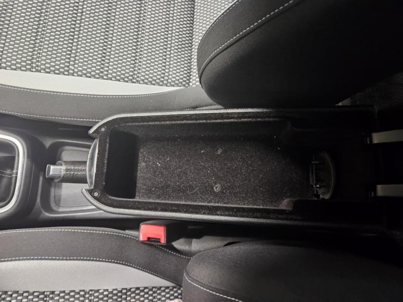 Photo 29 de l'offre de VOLKSWAGEN POLO 1.2 70 Cross BVM à 9990€ chez MKP Distribution