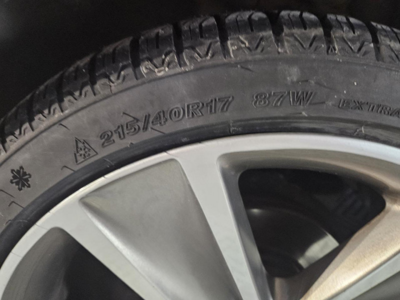 Photo 43 de l'offre de VOLKSWAGEN POLO 1.2 70 Cross BVM à 9990€ chez MKP Distribution