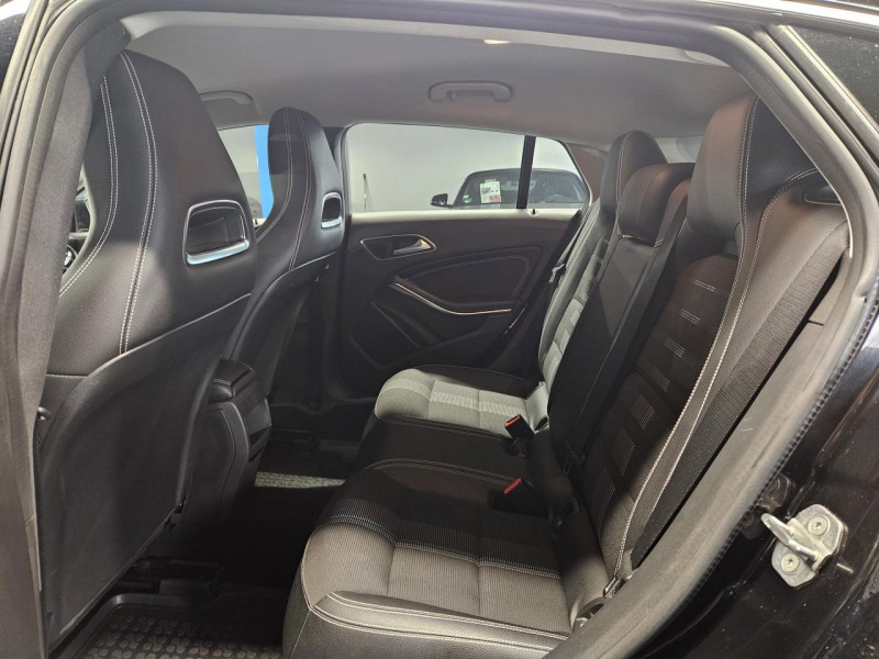 Photo 15 de l'offre de MERCEDES-BENZ CLA SHOOTING BRAKE  180 d 109 7-G DCT Inspiration à 18490€ chez MKP Distribution
