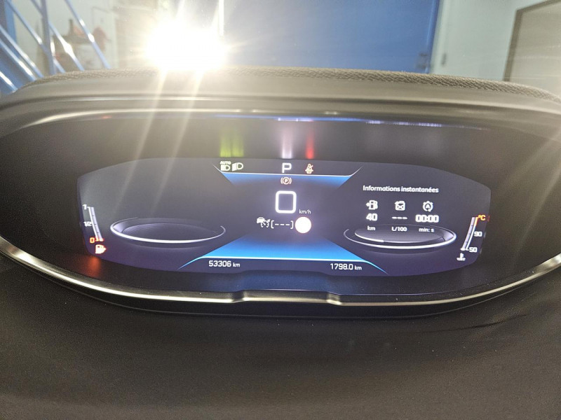 Photo 17 de l'offre de PEUGEOT 5008 2.0 BlueHDi 180 EAT8 GT 7 Places à 33990€ chez MKP Distribution