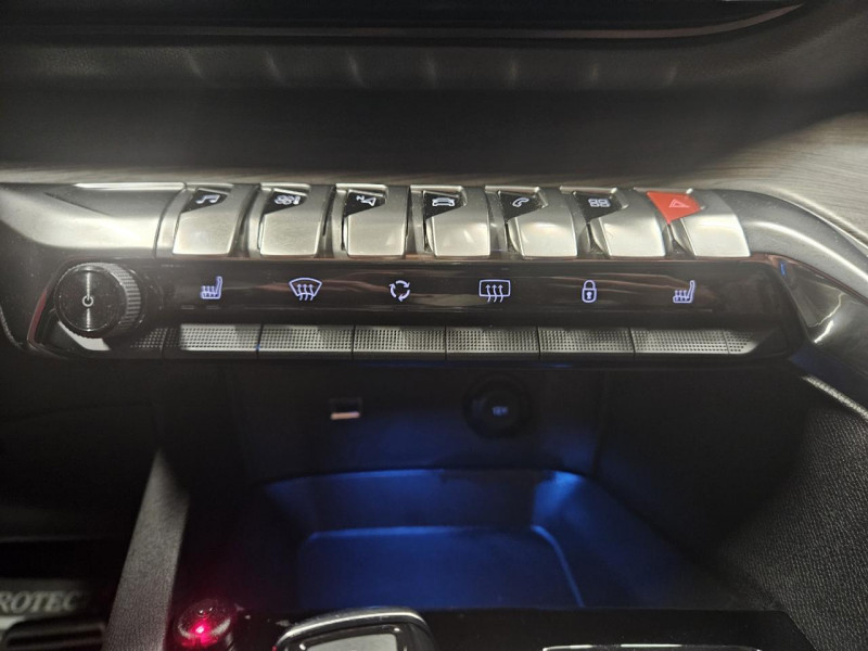 Photo 35 de l'offre de PEUGEOT 5008 2.0 BlueHDi 180 EAT8 GT 7 Places à 33990€ chez MKP Distribution