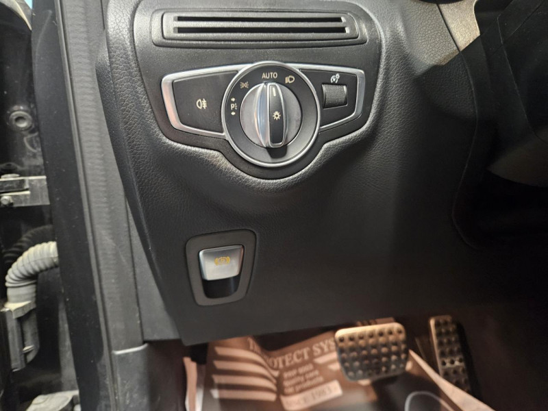 Photo 19 de l'offre de MERCEDES-BENZ GLC COUPE 2.0 200 d 163 9G-Tronic 4Matic AMG Line à 33990€ chez MKP Distribution