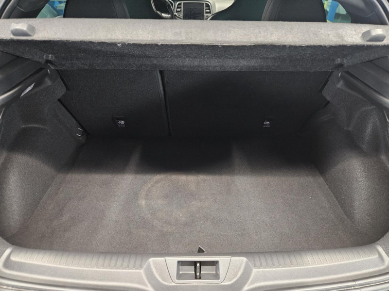 Photo 9 de l'offre de RENAULT MEGANE RS 1.8 TCe 300 EDC à 38990€ chez MKP Distribution