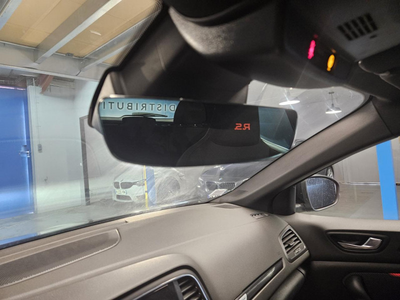 Photo 46 de l'offre de RENAULT MEGANE RS 1.8 TCe 300 EDC à 38990€ chez MKP Distribution