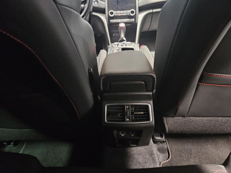 Photo 45 de l'offre de RENAULT MEGANE RS 1.8 TCe 300 EDC à 38990€ chez MKP Distribution