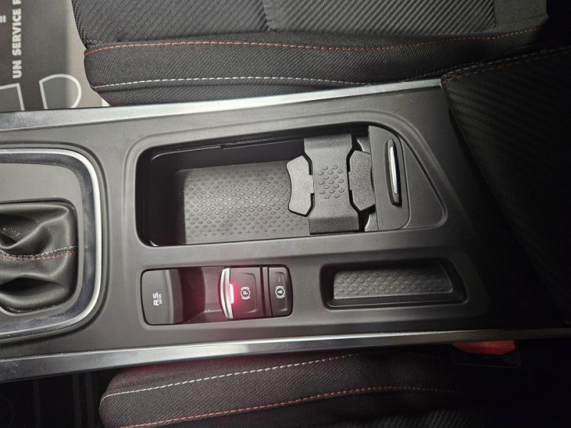 Photo 39 de l'offre de RENAULT MEGANE RS 1.8 TCe 300 EDC à 38990€ chez MKP Distribution