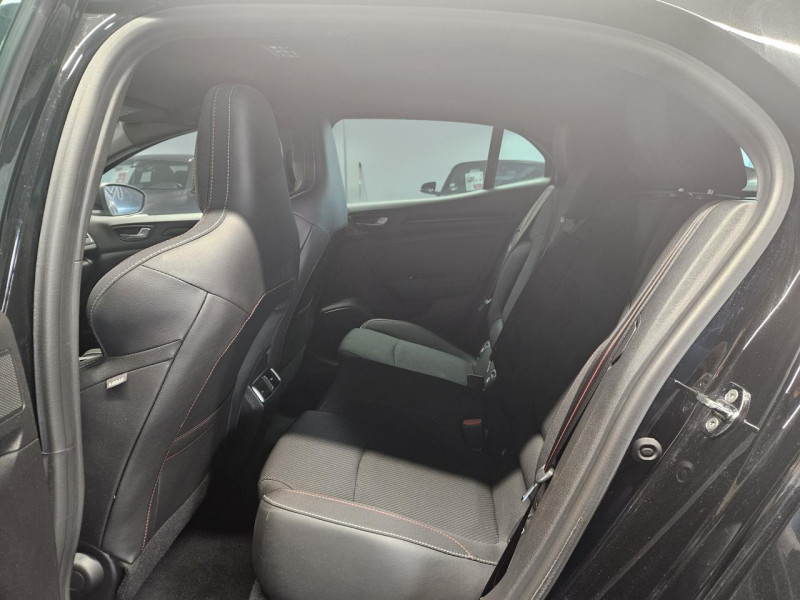 Photo 15 de l'offre de RENAULT MEGANE RS 1.8 TCe 300 EDC à 38990€ chez MKP Distribution