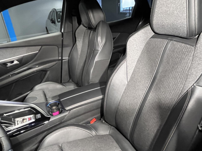 Photo 28 de l'offre de PEUGEOT 3008 1.5 BlueHDi 130 GT Line BVA à 17990€ chez MKP Distribution