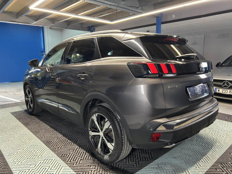 Photo 3 de l'offre de PEUGEOT 3008 1.5 BlueHDi 130 GT Line BVA à 17990€ chez MKP Distribution