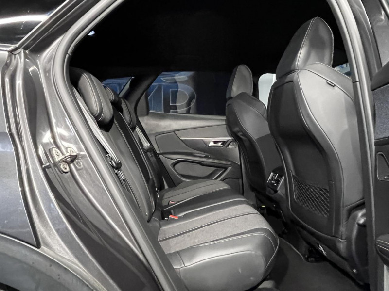 Photo 38 de l'offre de PEUGEOT 3008 1.5 BlueHDi 130 GT Line BVA à 17990€ chez MKP Distribution