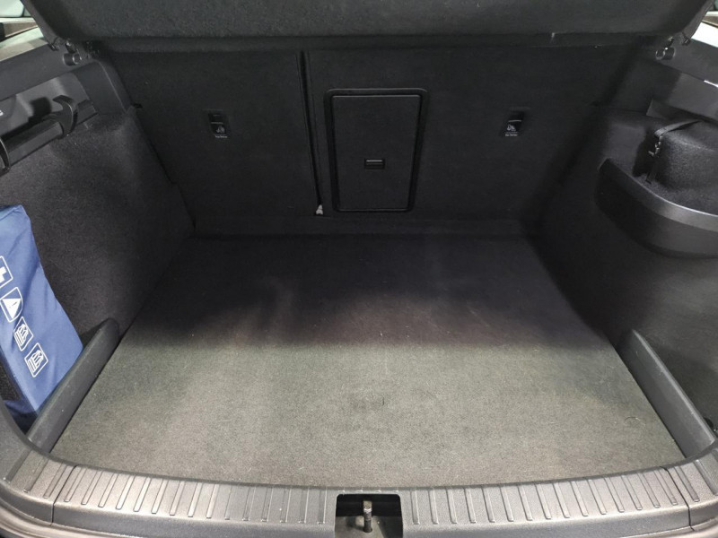 Photo 9 de l'offre de SKODA KAROQ 2.0 TDI 150 4x4 DSG7 Sportline à 29490€ chez MKP Distribution