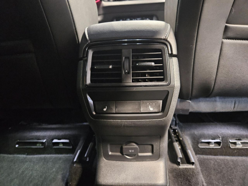 Photo 39 de l'offre de SKODA KAROQ 2.0 TDI 150 4x4 DSG7 Sportline à 29490€ chez MKP Distribution