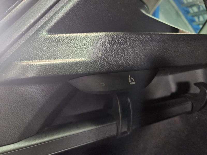 Photo 50 de l'offre de SKODA KAROQ 2.0 TDI 150 4x4 DSG7 Sportline à 29490€ chez MKP Distribution