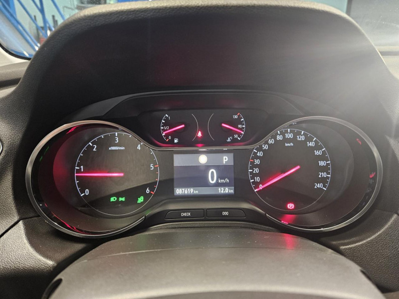 Photo 17 de l'offre de OPEL CROSSLAND X 1.5 Diesel 130 BVA6 Innovation Business à 15490€ chez MKP Distribution