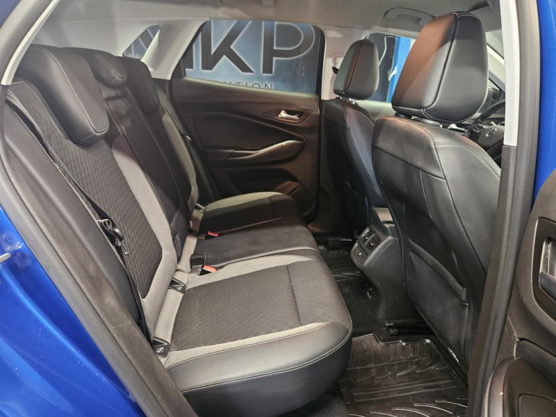 Photo 16 de l'offre de OPEL CROSSLAND X 1.5 Diesel 130 BVA6 Innovation Business à 15490€ chez MKP Distribution