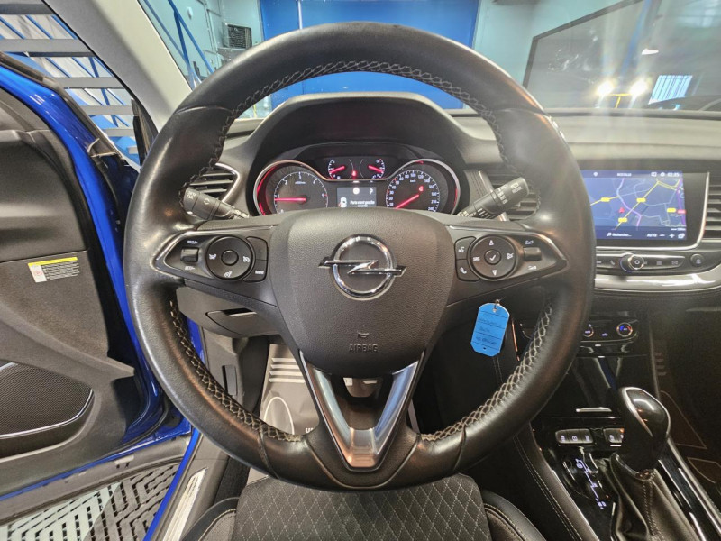 Photo 18 de l'offre de OPEL CROSSLAND X 1.5 Diesel 130 BVA6 Innovation Business à 15490€ chez MKP Distribution