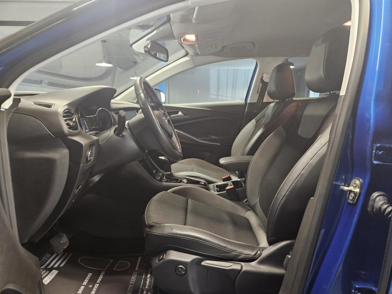 Photo 13 de l'offre de OPEL CROSSLAND X 1.5 Diesel 130 BVA6 Innovation Business à 15490€ chez MKP Distribution