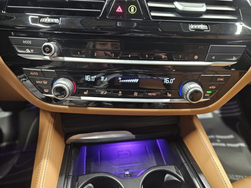 Photo 31 de l'offre de BMW SERIE 5  2.0 530e iPerformance 252 BVA8 G30 Luxury à 25990€ chez MKP Distribution