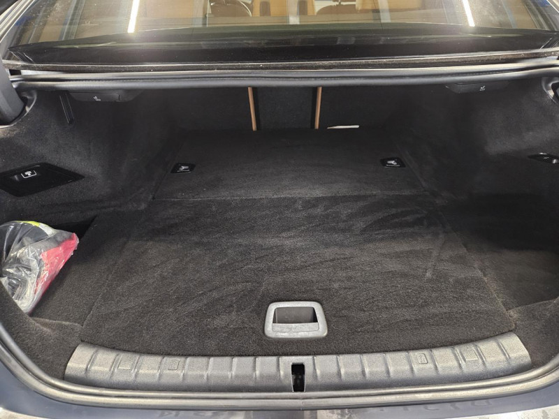 Photo 9 de l'offre de BMW SERIE 5  2.0 530e iPerformance 252 BVA8 G30 Luxury à 25990€ chez MKP Distribution