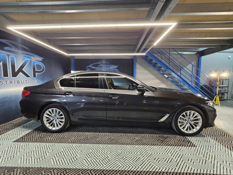 Photo 5 de l'offre de BMW SERIE 5  2.0 530e iPerformance 252 BVA8 G30 Luxury à 25990€ chez MKP Distribution