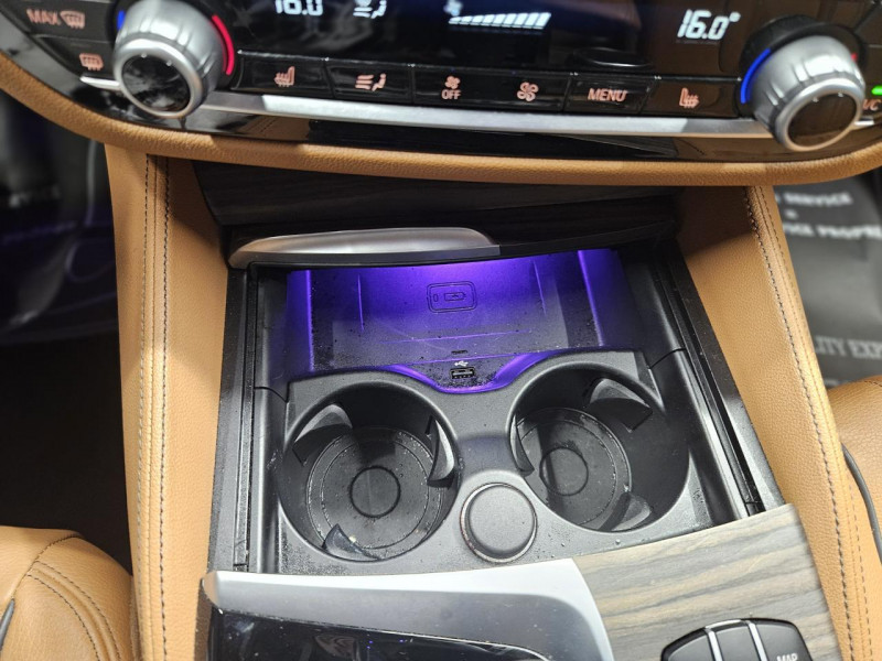 Photo 32 de l'offre de BMW SERIE 5  2.0 530e iPerformance 252 BVA8 G30 Luxury à 25990€ chez MKP Distribution