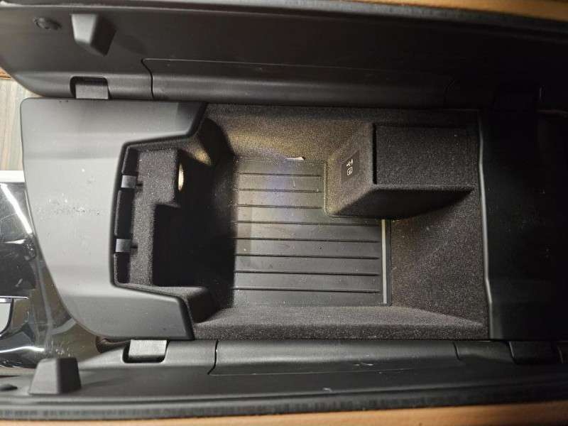 Photo 34 de l'offre de BMW SERIE 5  2.0 530e iPerformance 252 BVA8 G30 Luxury à 25990€ chez MKP Distribution