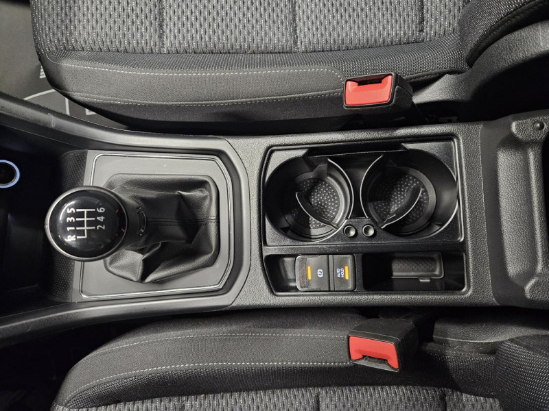 Photo 32 de l'offre de VOLKSWAGEN TOURAN 1.6 TDI 115 7 Places Confortline BVM6 à 19990€ chez MKP Distribution