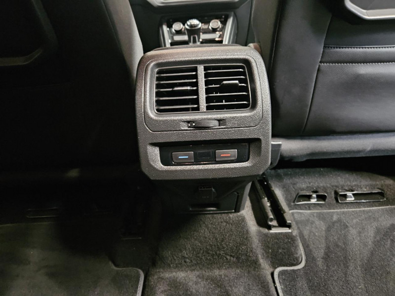 Photo 39 de l'offre de VOLKSWAGEN TOURAN 1.6 TDI 115 7 Places Confortline BVM6 à 19990€ chez MKP Distribution