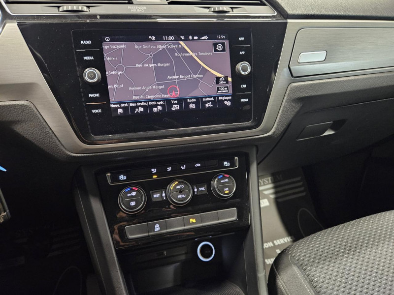 Photo 30 de l'offre de VOLKSWAGEN TOURAN 1.6 TDI 115 7 Places Confortline BVM6 à 19990€ chez MKP Distribution