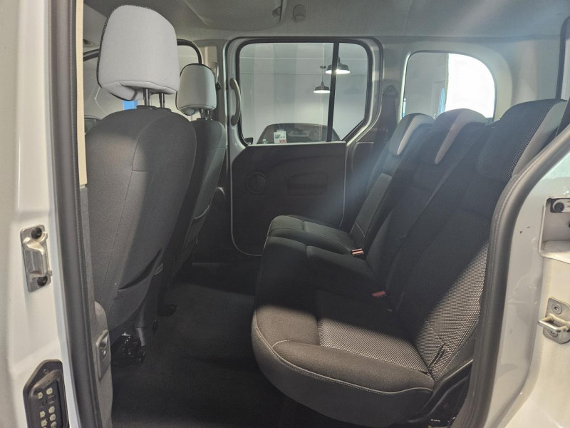 Photo 14 de l'offre de RENAULT KANGOO 1.5 dCi 110 Intens BVM à 12490€ chez MKP Distribution