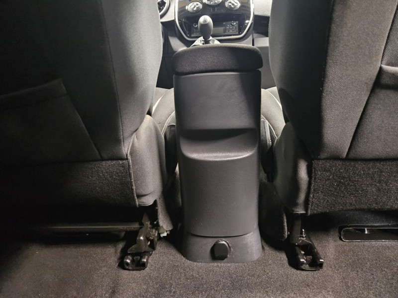 Photo 32 de l'offre de RENAULT KANGOO 1.5 dCi 110 Intens BVM à 12490€ chez MKP Distribution