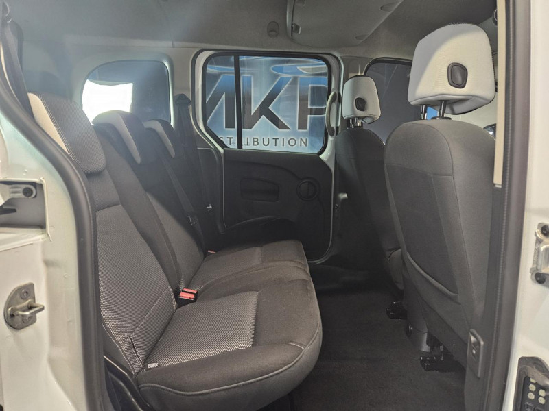 Photo 15 de l'offre de RENAULT KANGOO 1.5 dCi 110 Intens BVM à 12490€ chez MKP Distribution
