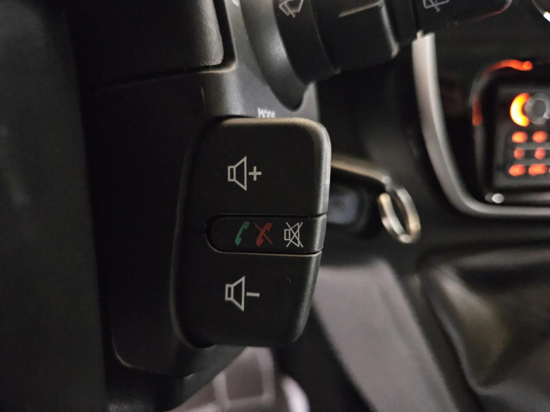 Photo 24 de l'offre de RENAULT KANGOO 1.5 dCi 110 Intens BVM à 12490€ chez MKP Distribution