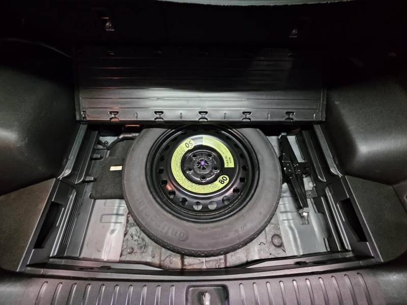 Photo 10 de l'offre de HYUNDAI TUCSON 1.6 CRDi 136 DCT-7  Creative à 18490€ chez MKP Distribution