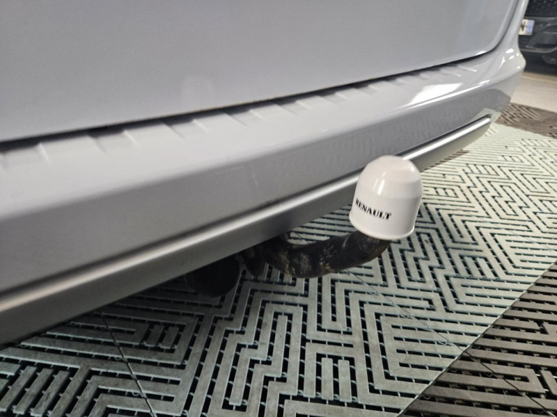 Photo 39 de l'offre de RENAULT KANGOO 1.5 dCi 110 Intens BVM à 12490€ chez MKP Distribution