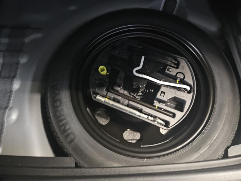 Photo 10 de l'offre de DS DS7 CROSSBACK EXECUTIVE 2.0 BlueHDi 180 EAT8 Opéra à 22990€ chez MKP Distribution