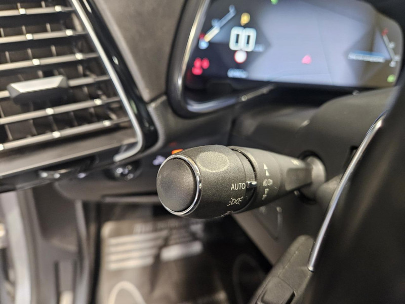 Photo 23 de l'offre de DS DS7 CROSSBACK EXECUTIVE 2.0 BlueHDi 180 EAT8 Opéra à 22990€ chez MKP Distribution