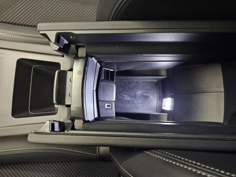 Photo 35 de l'offre de PEUGEOT 308 1.5 BlueHDi 130  EAT8 GT PACK à 22990€ chez MKP Distribution